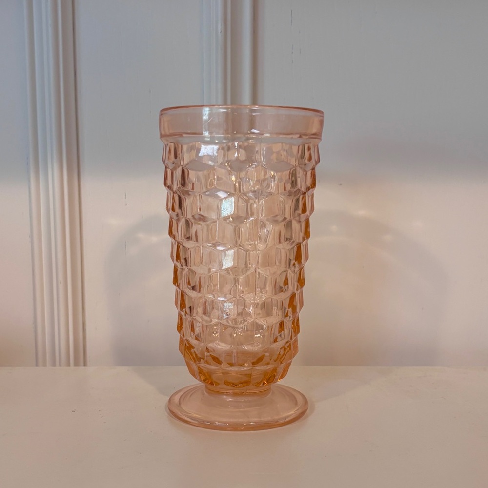 Vintage  Indiana Colony Whitehall Pink Peach Straight Rim Iced Tea